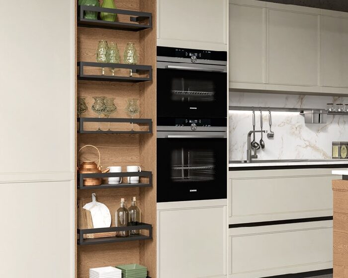 Modern kitchen with appliances and key tips for choosing quality, energy-efficient, and functional kitchen appliances.